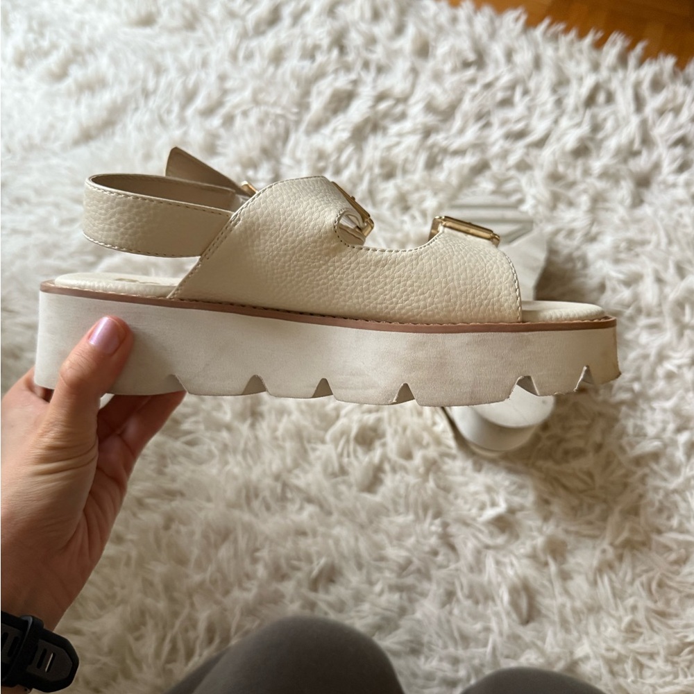 ❌SOLD❌Beige Double Strap Sandals - Picture 3 of 4